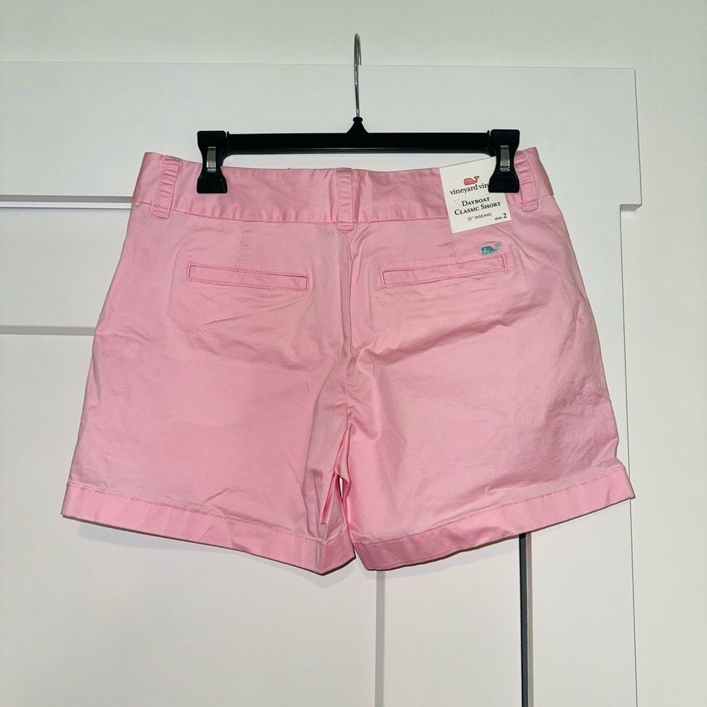 Womens Vineyard Vines Dayboat Classic Short SIZE 2. NWT - Picture 2 of 3